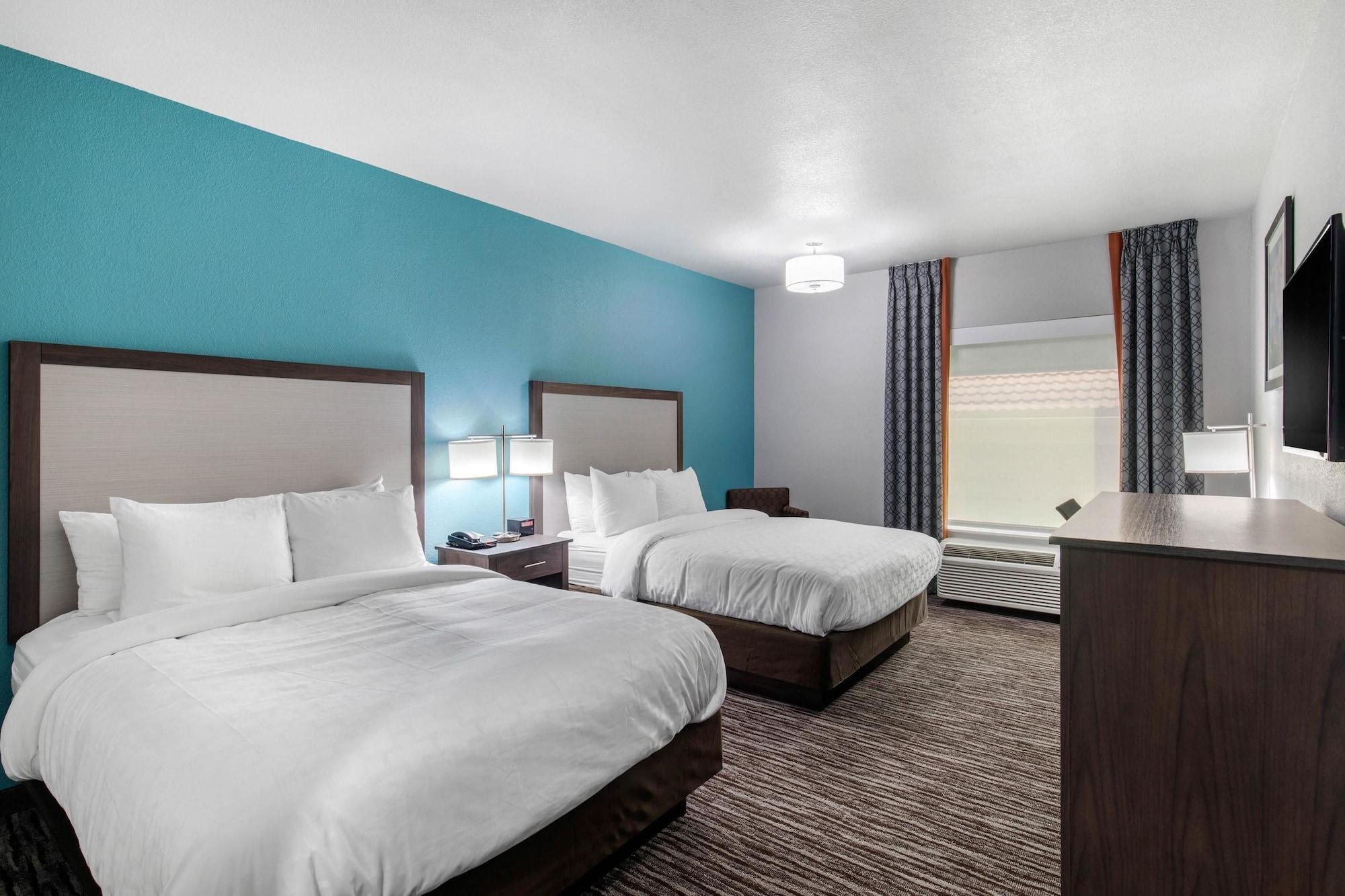 Clarion Inn & Suites Dfw North Irving Exterior photo